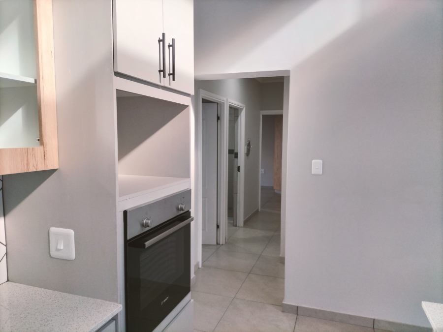 3 Bedroom Property for Sale in Fraaiuitsig Western Cape